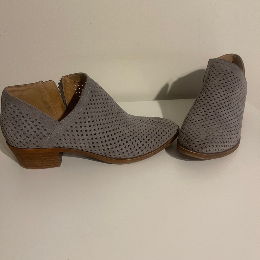 Lucky brand Women’s booties